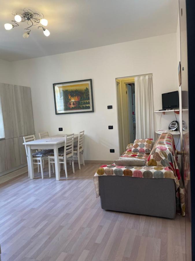 Apartamento Alla Tomba Di Giulietta Verona Exterior foto