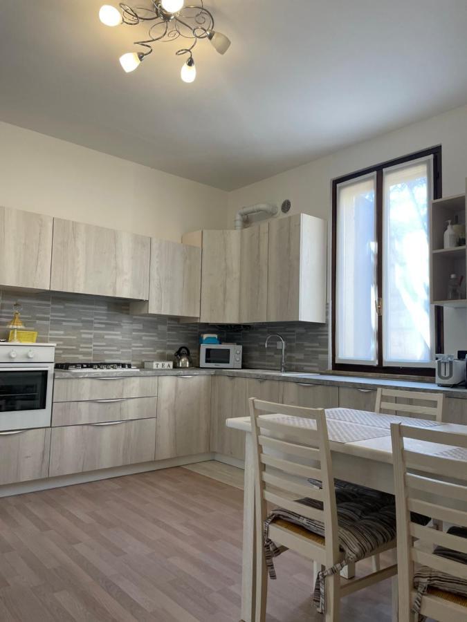 Apartamento Alla Tomba Di Giulietta Verona Exterior foto