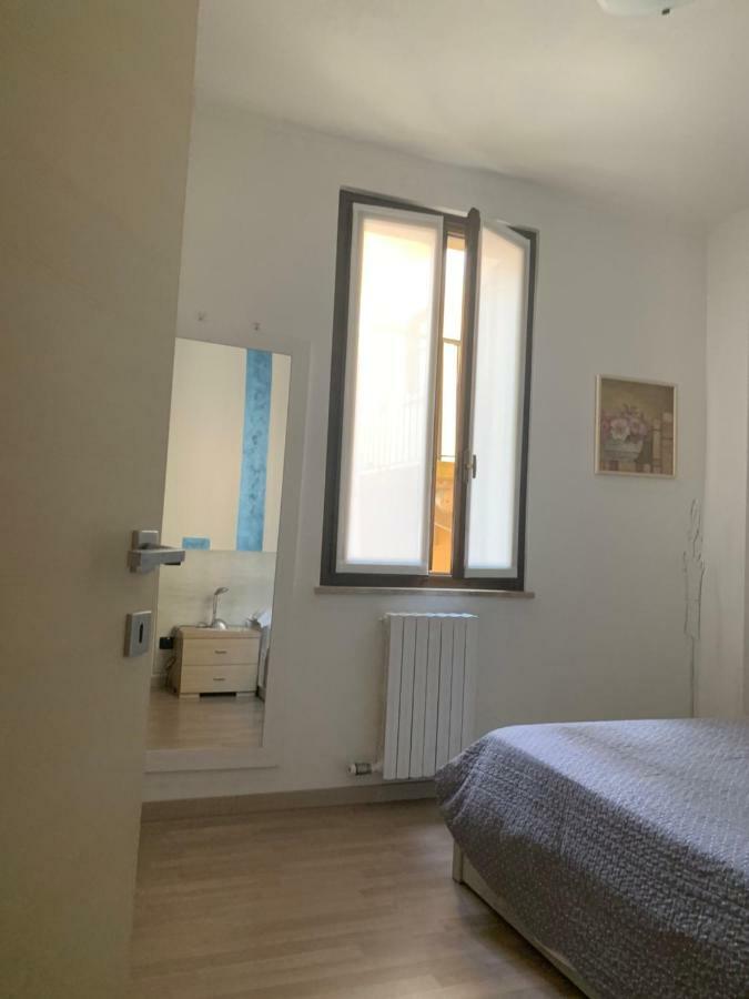 Apartamento Alla Tomba Di Giulietta Verona Exterior foto